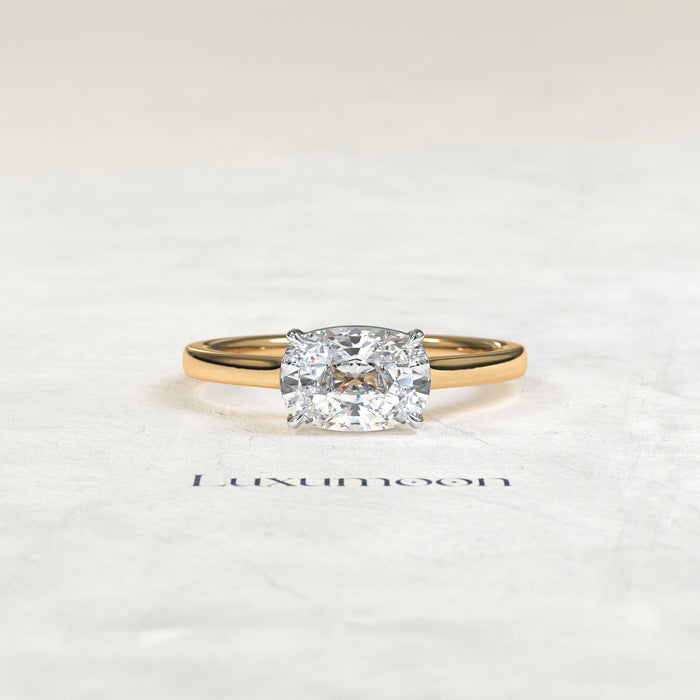 Bague solitaire Mirellea – 2 carats, taille coussin allongée est-ouest