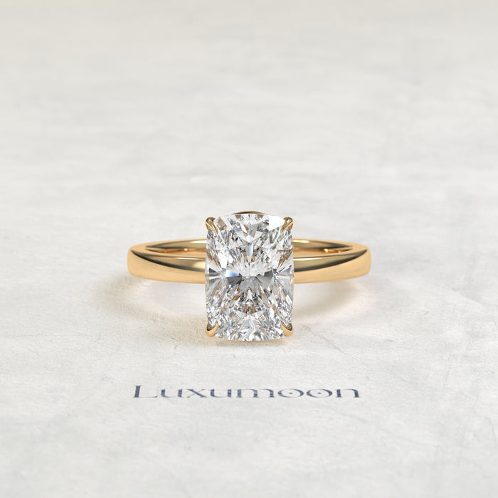 Bague solitaire minimaliste Cendoria – Diamant taille coussin allongé de 2 carats