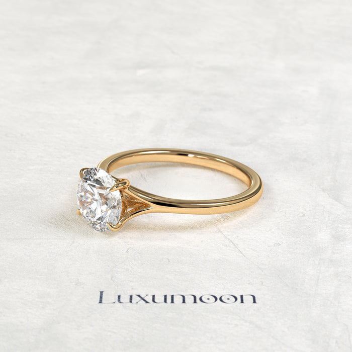 The Eveloria – 3 CT Round Diamond Split Shank Solitaire Engagement Ring