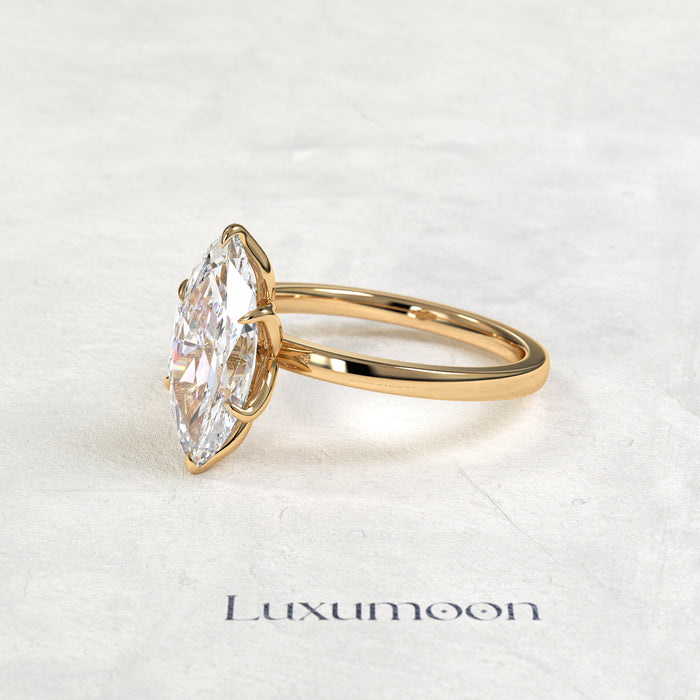 Bague de fiançailles solitaire Yvelenth – Diamant marquise de 2 carats serti griffes pétales