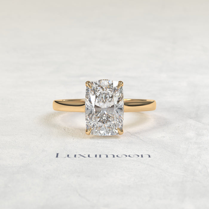 Bague solitaire Norisse – 3 carats, taille coussin allongé, pavage caché