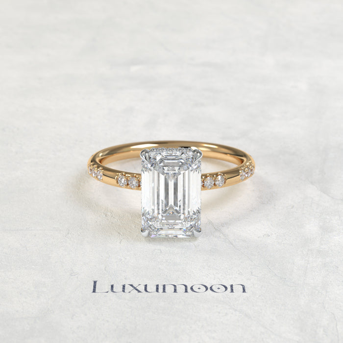 The Jovelle – 2.5 CT Emerald Diatance Pave Ring