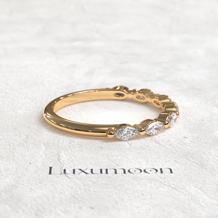The Vespera – East Weast Connected Marquise Diamond Band