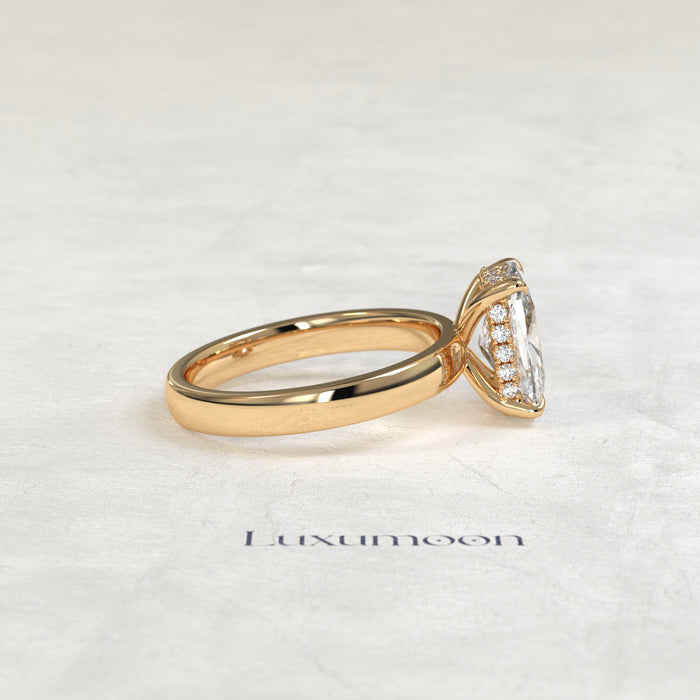 Bague solitaire Delorenth – 3 carats, coussin allongé, halo caché, anneau épais