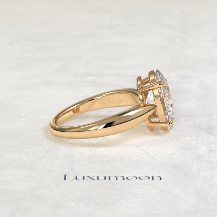 The Velin – Oval Diamond Reverse Tapered Band Engagement Ring