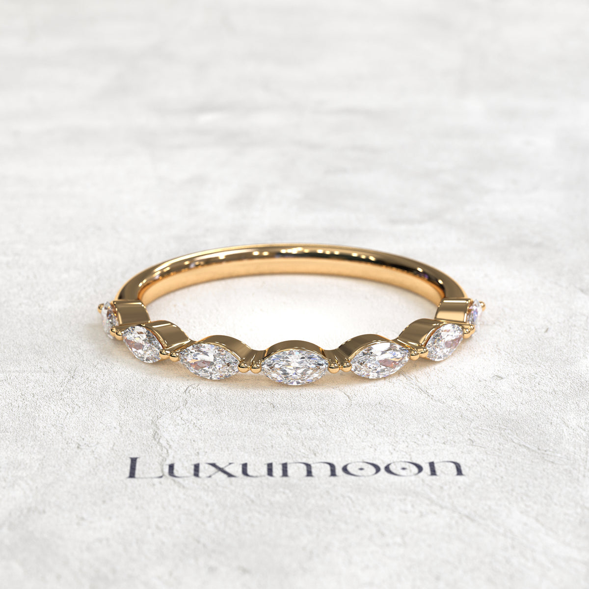 The Amaréth – East Weast Two Connect Dot Marquise Diamond Band
