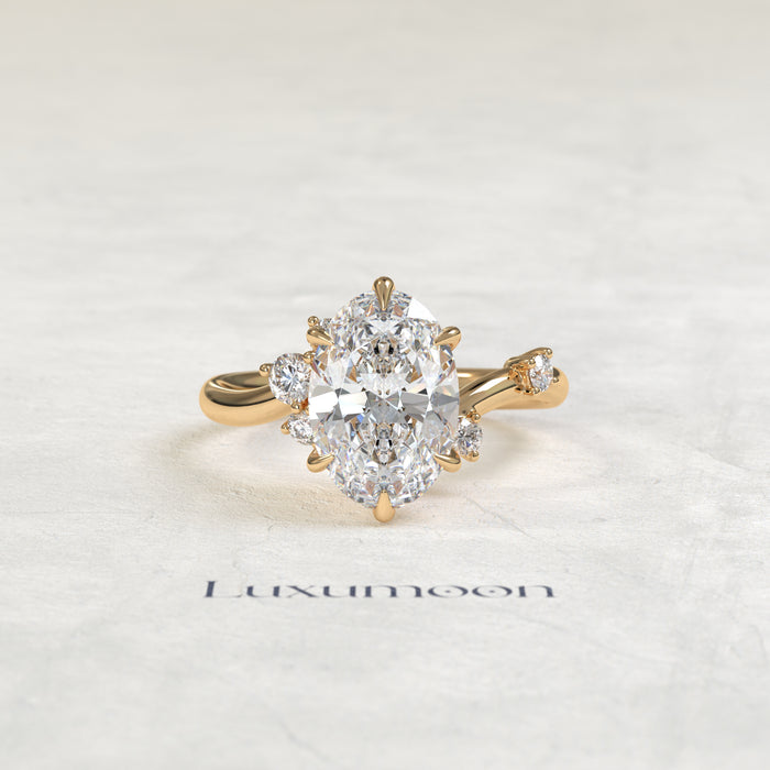 The Eira – Graden Of Oval Multi Diamond Engagement Ring