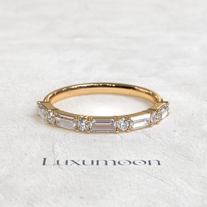 The Elura – East West Baguette & Round Diamond Band