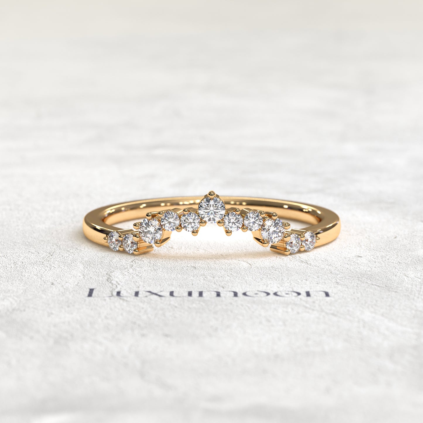 The Cylisse – Crown Contour Round Diamond Band