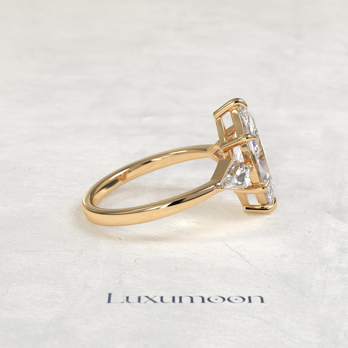 The Qela – Marquise Cut Lab Grown Diamond Kite Side Stone Three Stone Engagement Ring