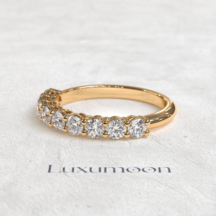 The Zyvelle – Classic Round Diamond Half Eternity Band