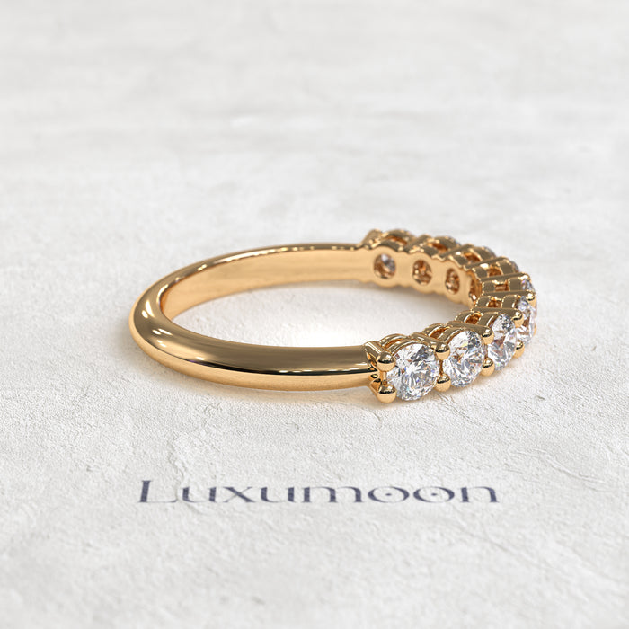 The Zyvelle – Classic Round Diamond Half Eternity Band