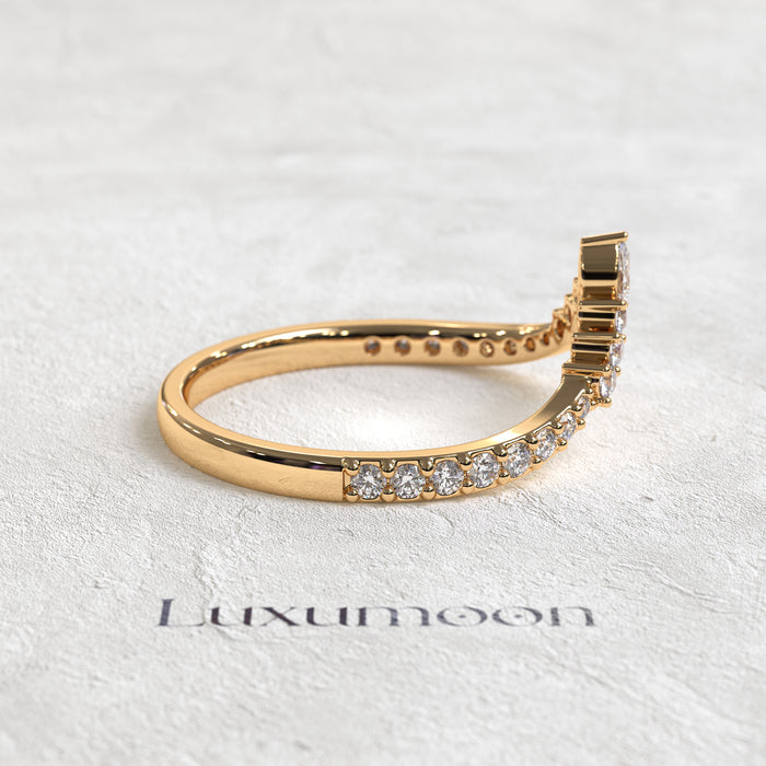 The Althéa – Pear Crown Diamond Band