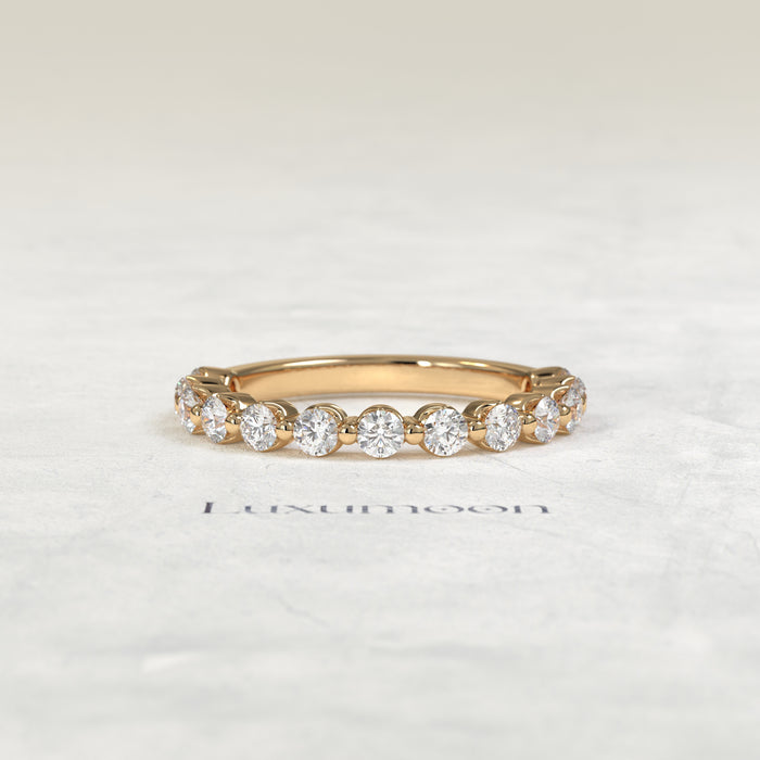 The Caira – Floating Round Lab Grown Diamond Eternity Wedding Ring