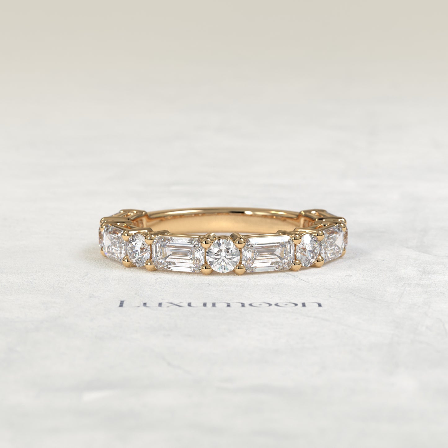 The Qaya – Emerald Cut & Round Lab Grown Diamond Alternating Eternity Wedding Band