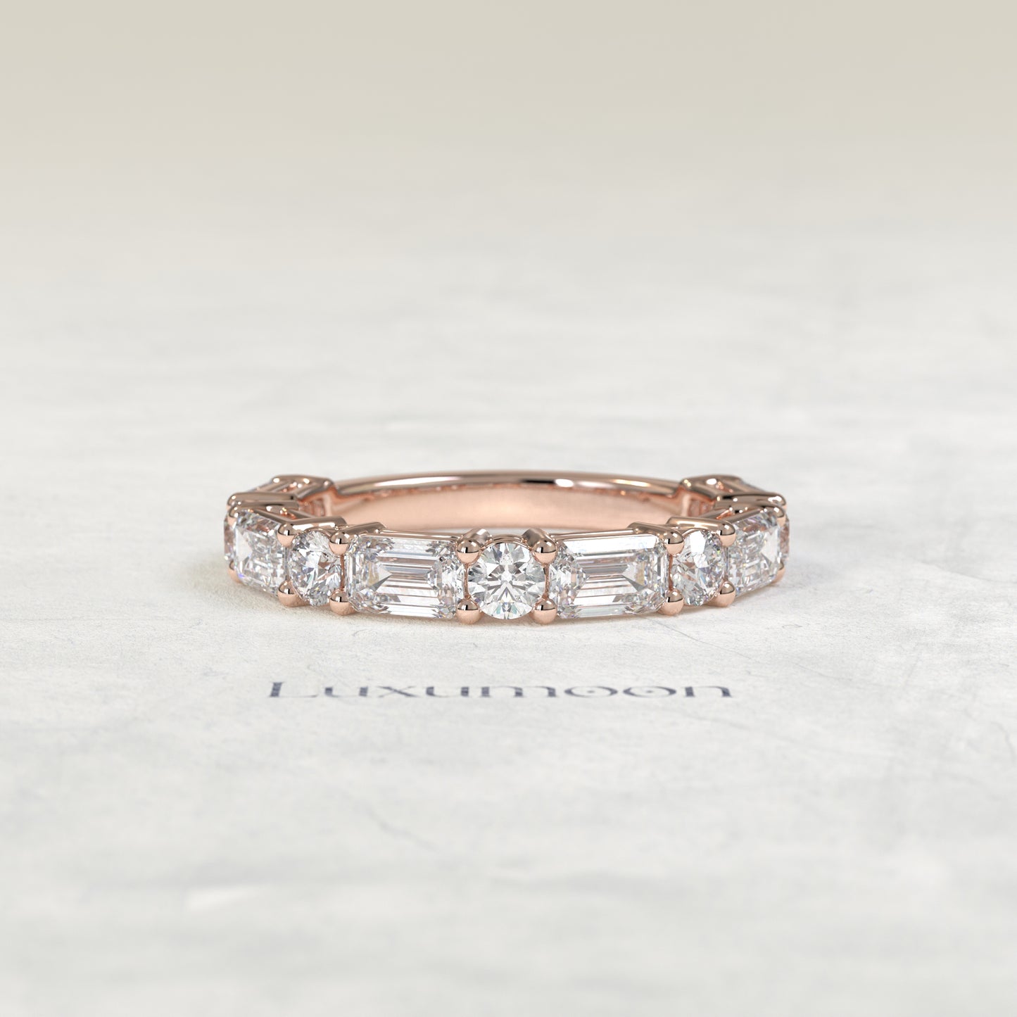 The Qaya – Emerald Cut & Round Lab Grown Diamond Alternating Eternity Wedding Band