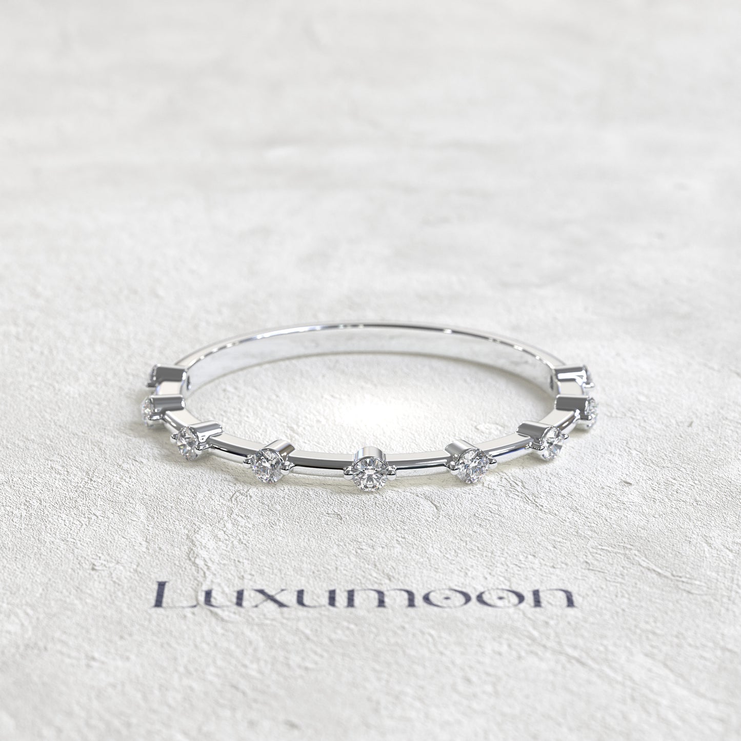 La bague Doriane – Distance Pave Diamants Ronds