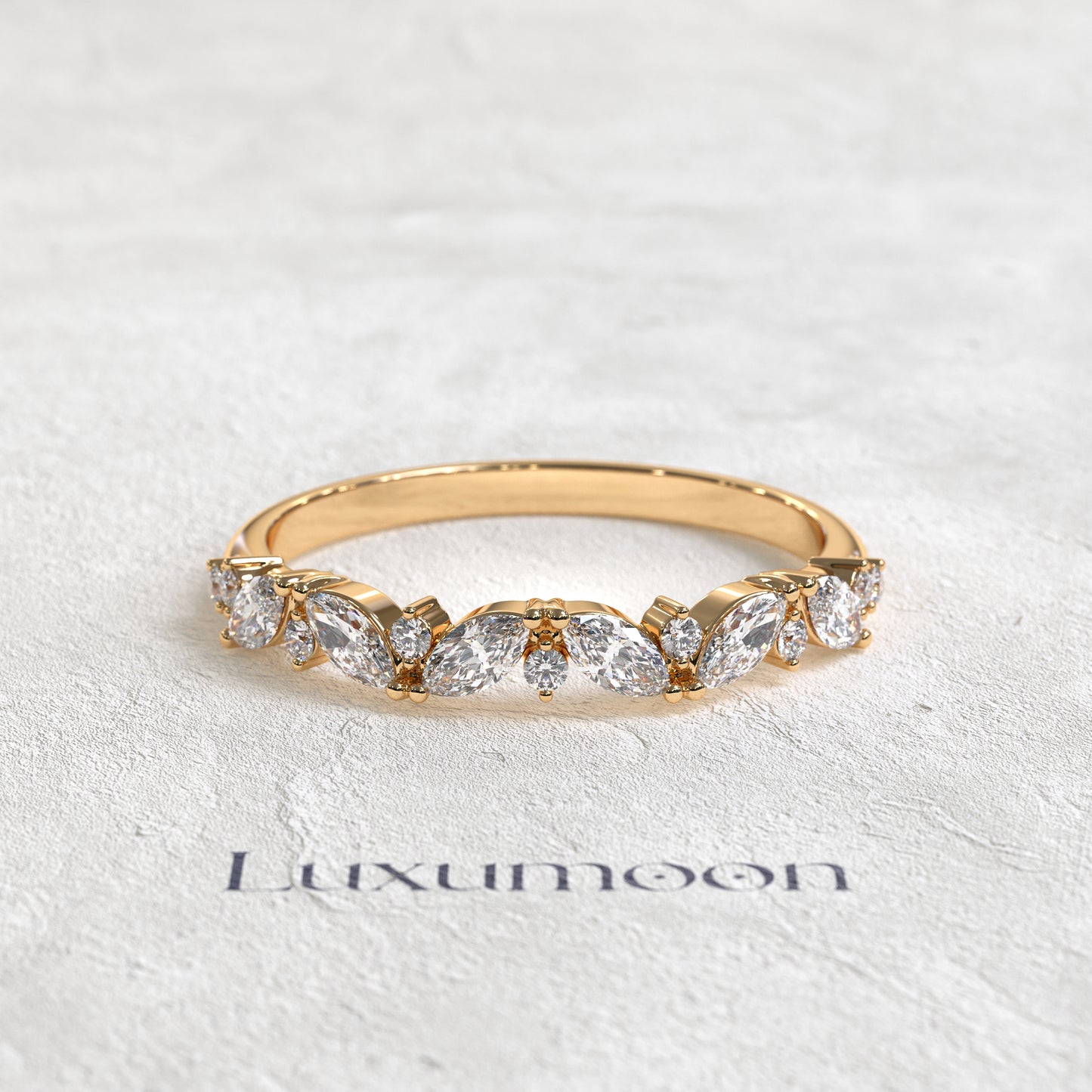 The Jirelle – Symmetric Round & Marquise Diamond Band