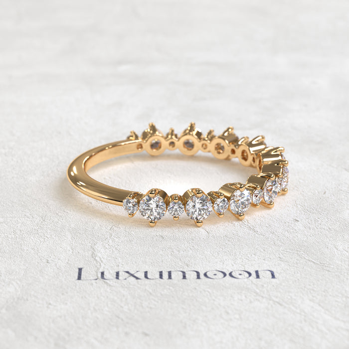 The Lunessia – Alternate Symmetry Round Diamond Band