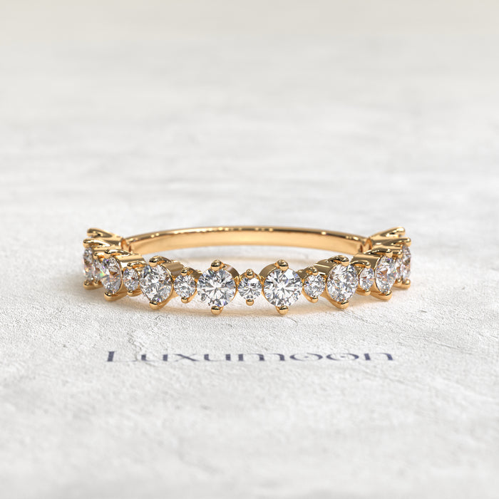 The Lunessia – Alternate Symmetry Round Diamond Band
