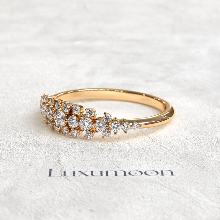 The Cirevia – Spring Shine Round Diamond Band