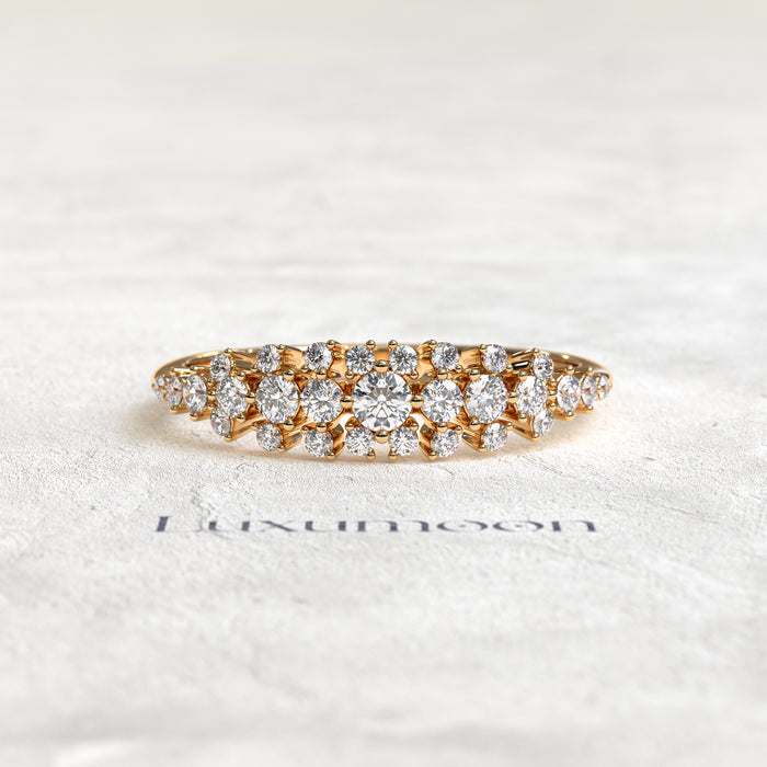 The Cirevia – Spring Shine Round Diamond Band