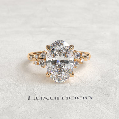 Bague Orlena - Diamant ovale de 2,5 carats