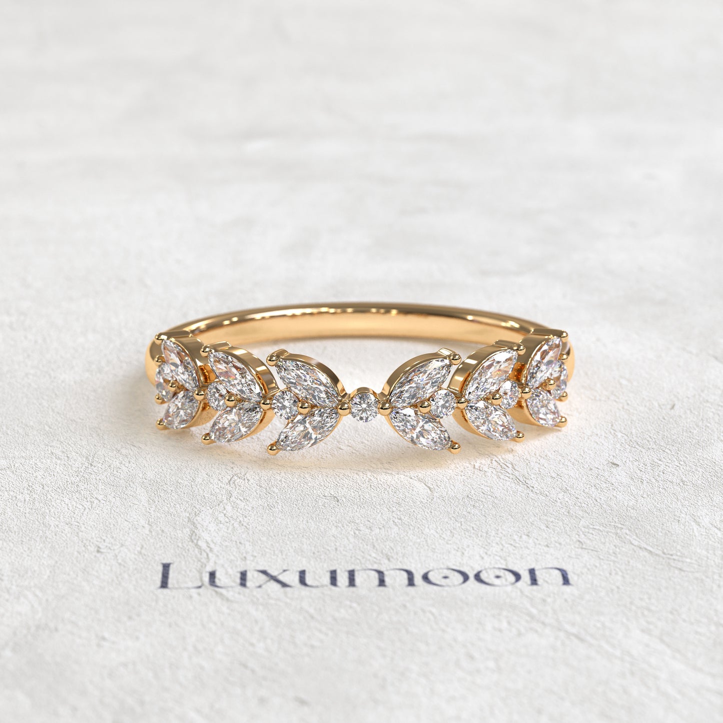 The Florisse – Marquise & Round Diamond Leaf-Inspired Band