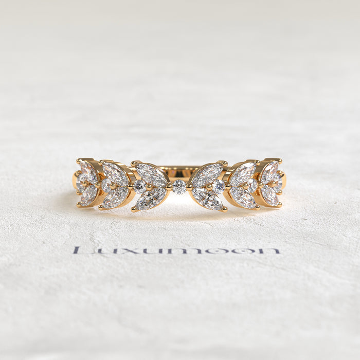 The Florisse – Marquise & Round Diamond Leaf-Inspired Band