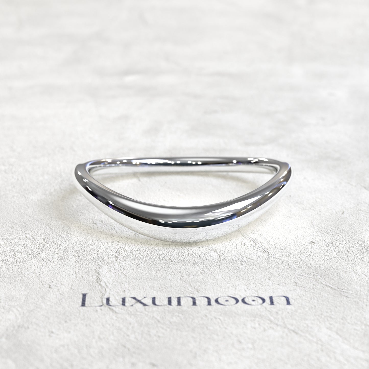 The Calvéra – Plain Tapered Curve Solid Gold Band