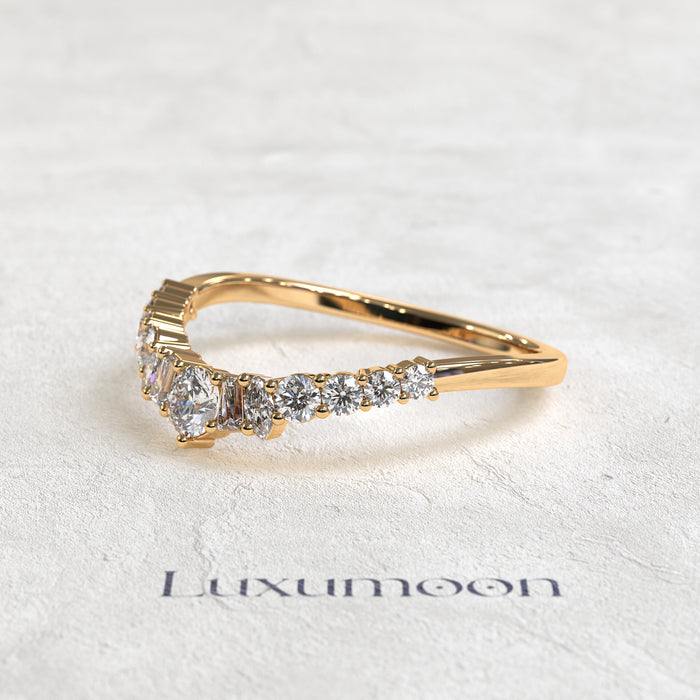 The Fervelle – Curved Band with Baguette, Marquise & Round Diamonds