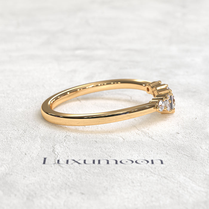 The Nyvella – Minimalist Curved All-Diamond Wedding Band