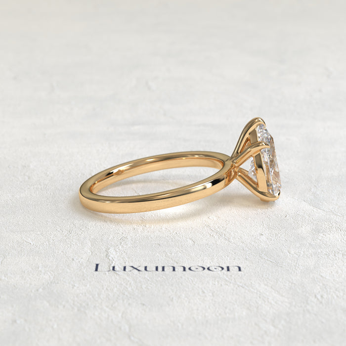Bague solitaire minimaliste Celoria – Diamant taille poire de 2 carats
