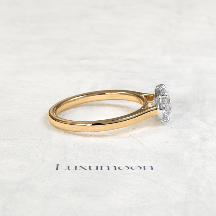 The Cyrelisse – 2.5 CT East-West Oval Solitaire Diamond Ring